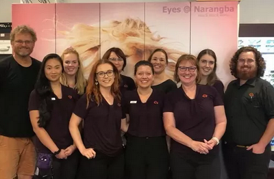 group photo of the whole get contact lenses online team