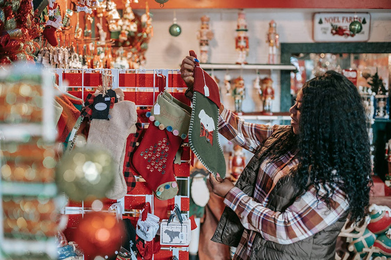 add christmas-themed content to your blog or social media